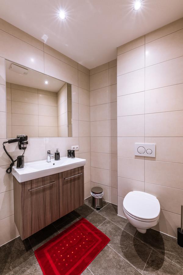Gaestehaus Runhof Langenfeld Ngoại thất bức ảnh