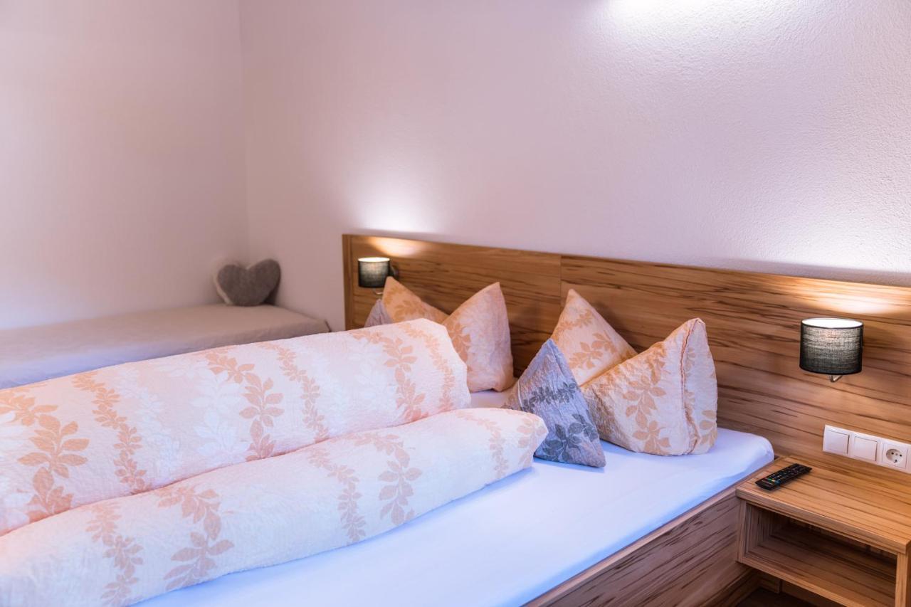 Gaestehaus Runhof Langenfeld Phòng bức ảnh
